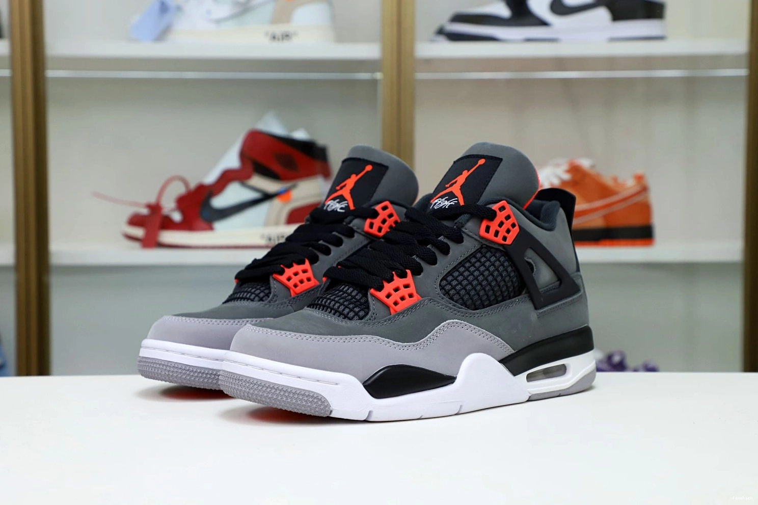 JORDAN INFRARED 4 AIR 0102